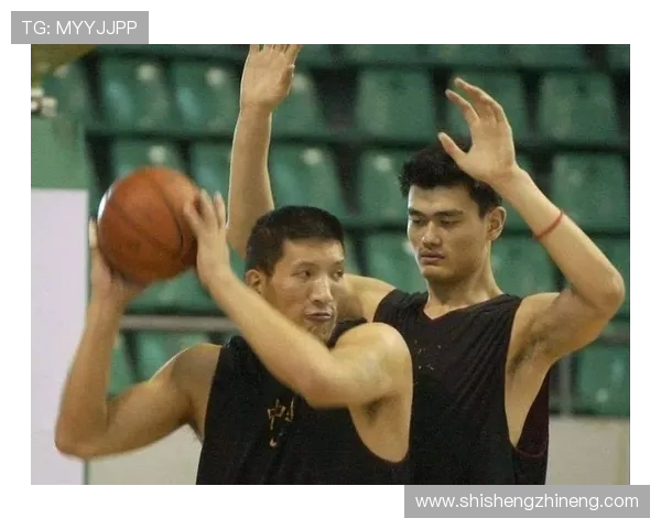 巴特尔从草原少年到篮球传奇见证中国男篮崛起与奋斗历程