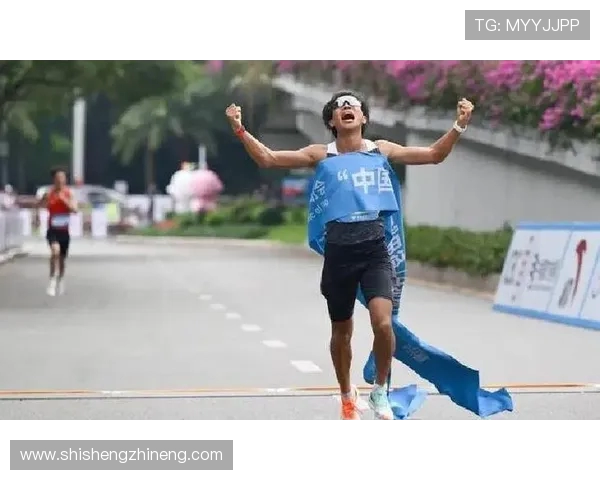 北京滑板队的蜕变之旅:从马拉松大满贯到新挑战的探索与成长 北京滑板队的蜕变之旅:从马拉松大满贯到新挑战的探索与成长