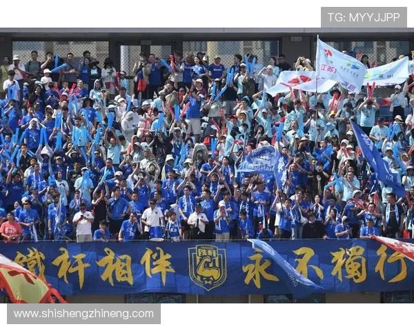 南京街舞队在极限运动联赛中的力量表现分析与精彩瞬间回顾 南京街舞队在极限运动联赛中的力量表现分析与精彩瞬间回顾