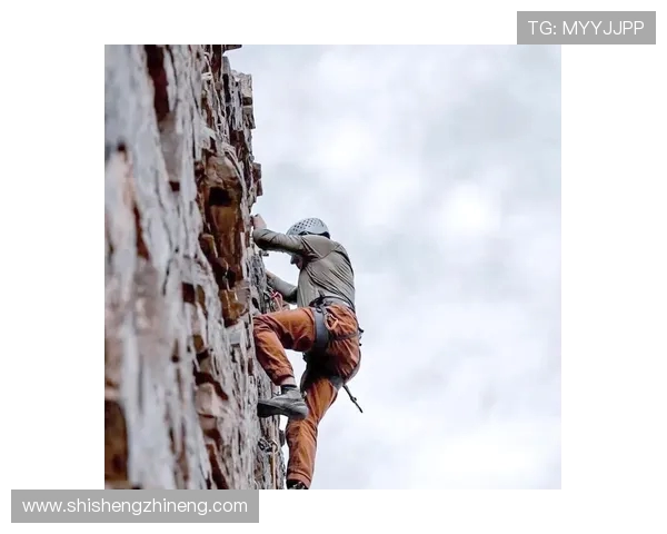 深圳攀岩队技术对比深度解析与训练方法探讨 深圳攀岩队技术对比深度解析与训练方法探讨
