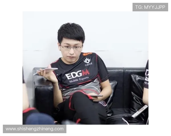 聚焦CSGOEDG战队在比赛中的速度策略与战术分析